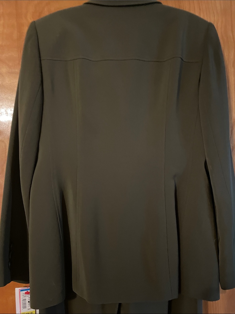 Women’s Two-Piece Olive Green Pantsuit - Classic Tailored Blazer & Trousers - Picture 4 of 5
